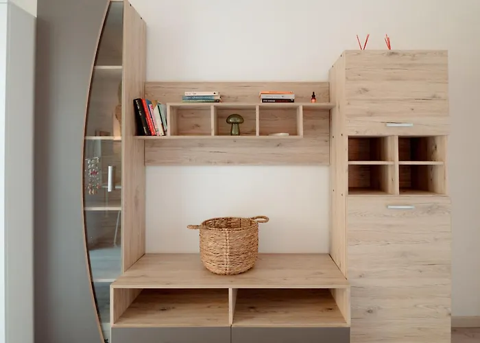 Zora Roiano Lägenhet *